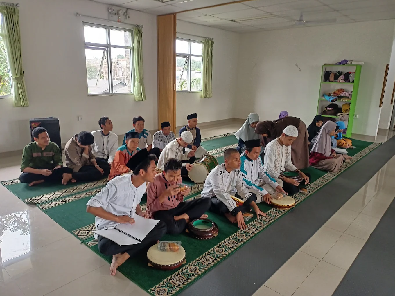 Sedang maulid nabi